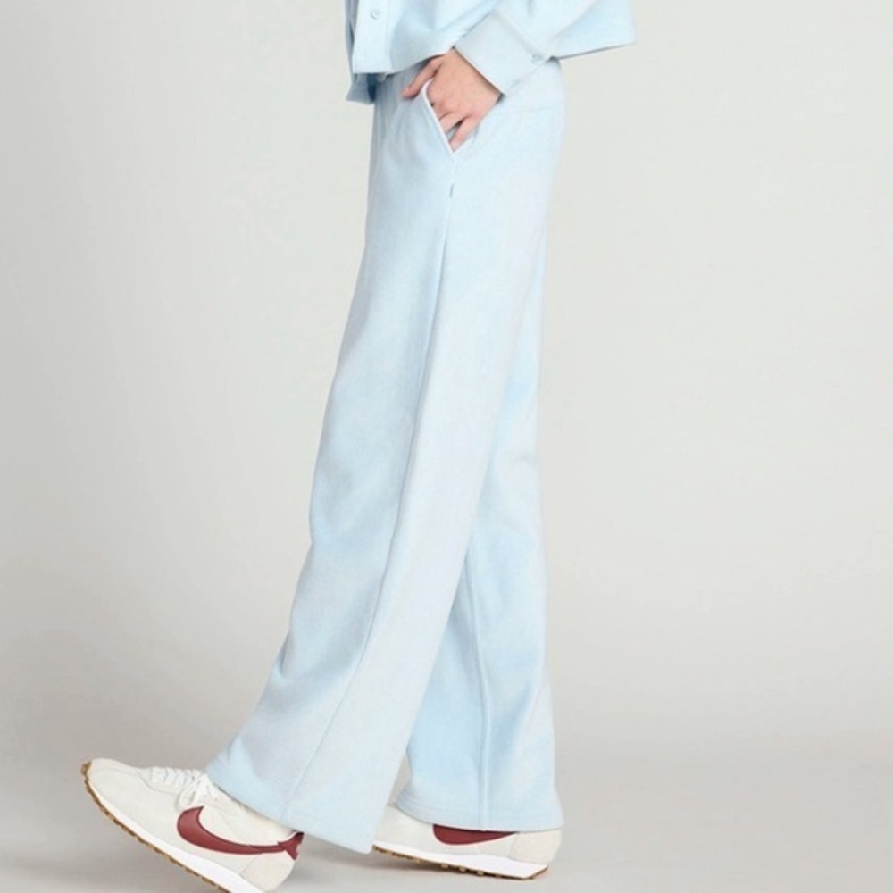 Mondetta Women's Corduroy Wide Leg Light Blue Pants NWOT